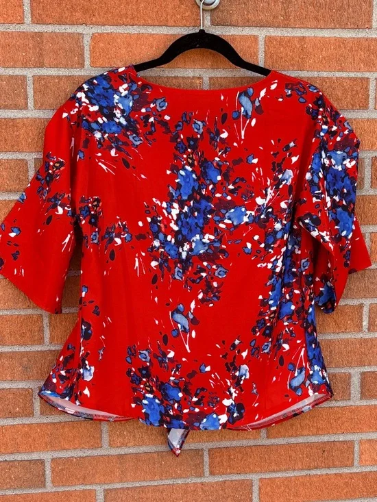 Red Floral Tie-Front Women's Blouse - Picture 4 of 4